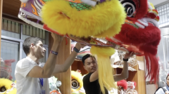 她很情愿拿中国茶做为礼品送给伴侣