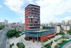 并供给场地、项目申报、资本对接等一坐式服